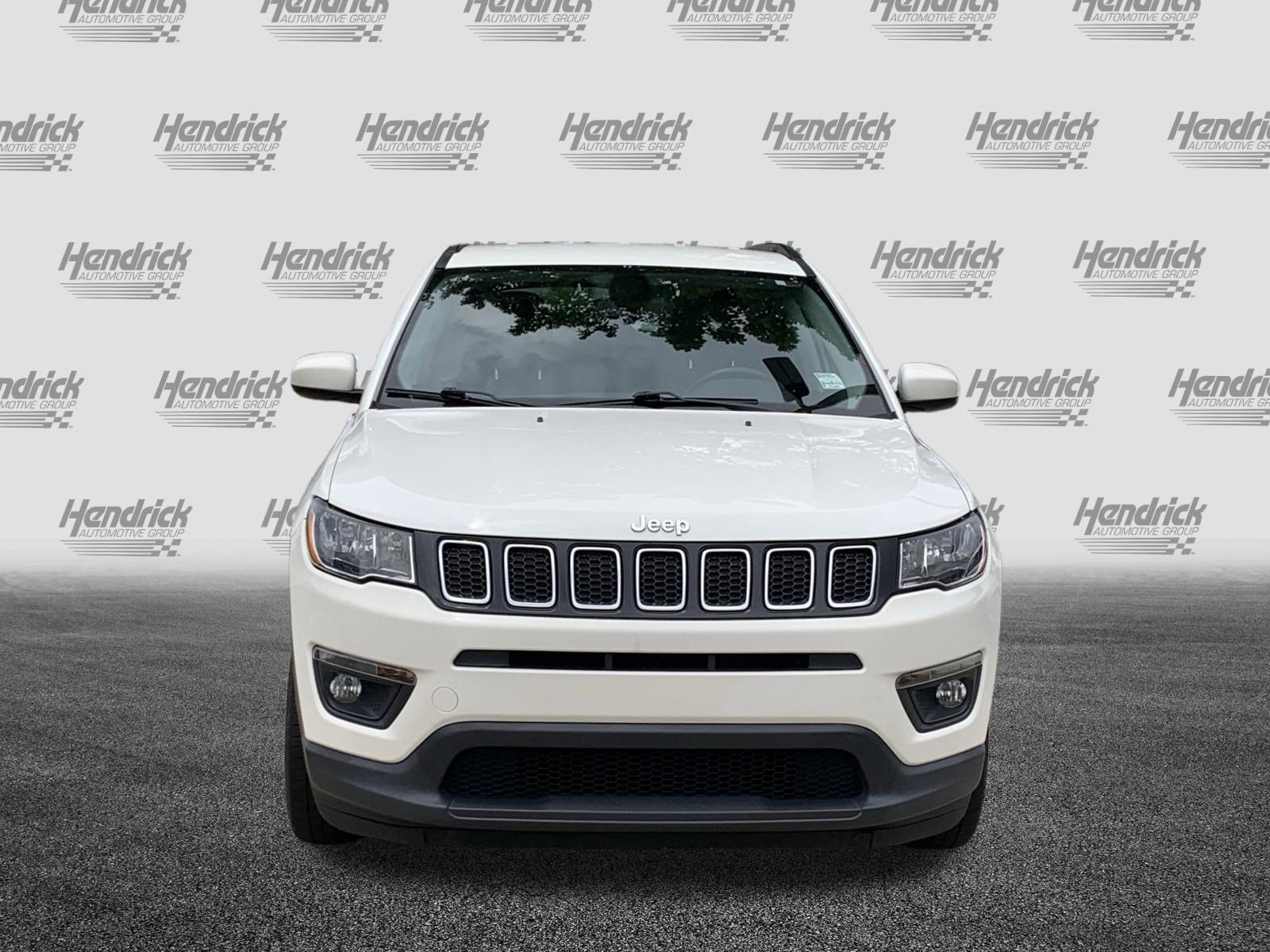 Used 2020 Jeep Compass Latitude AWD/4WD image 3