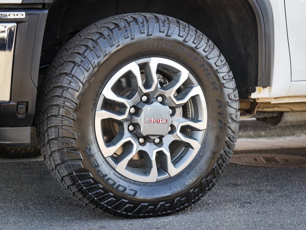 Used 2024 GMC Sierra 3500 SLE w/ SLE Convenience Package AWD/4WD image 11