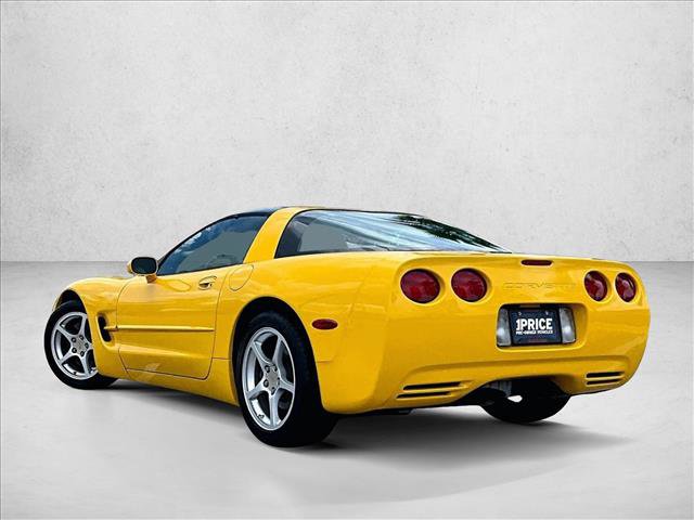 Used 2000 Chevrolet Corvette Coupe w/ Performance Handling Pkg RWD image 13