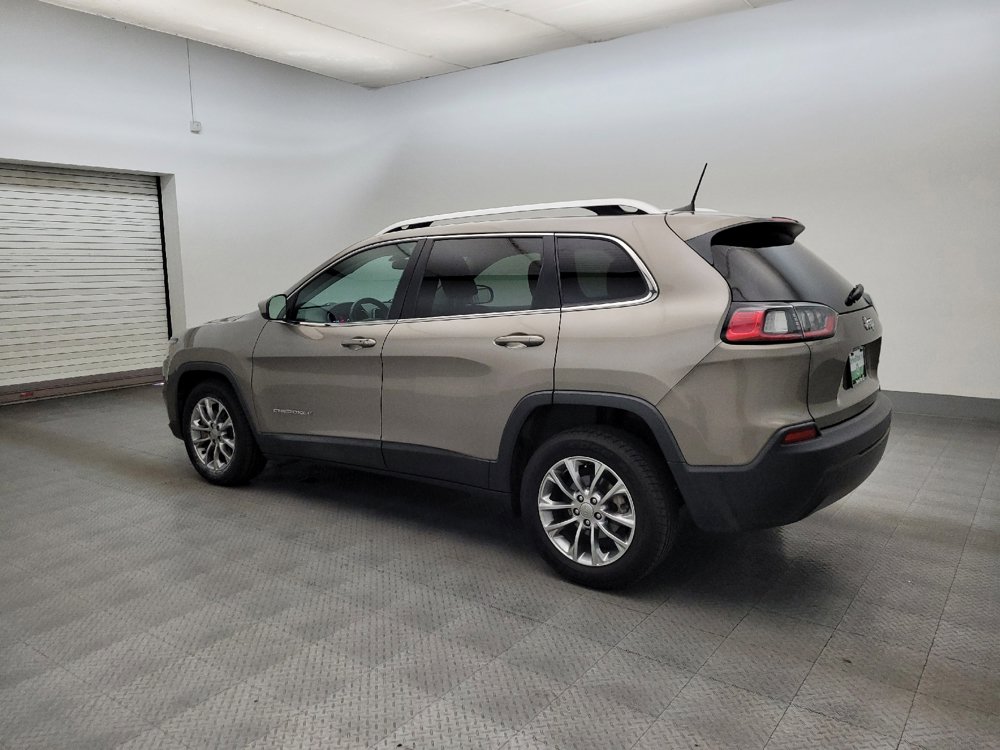 Used 2019 Jeep Cherokee Latitude Plus FWD image 3