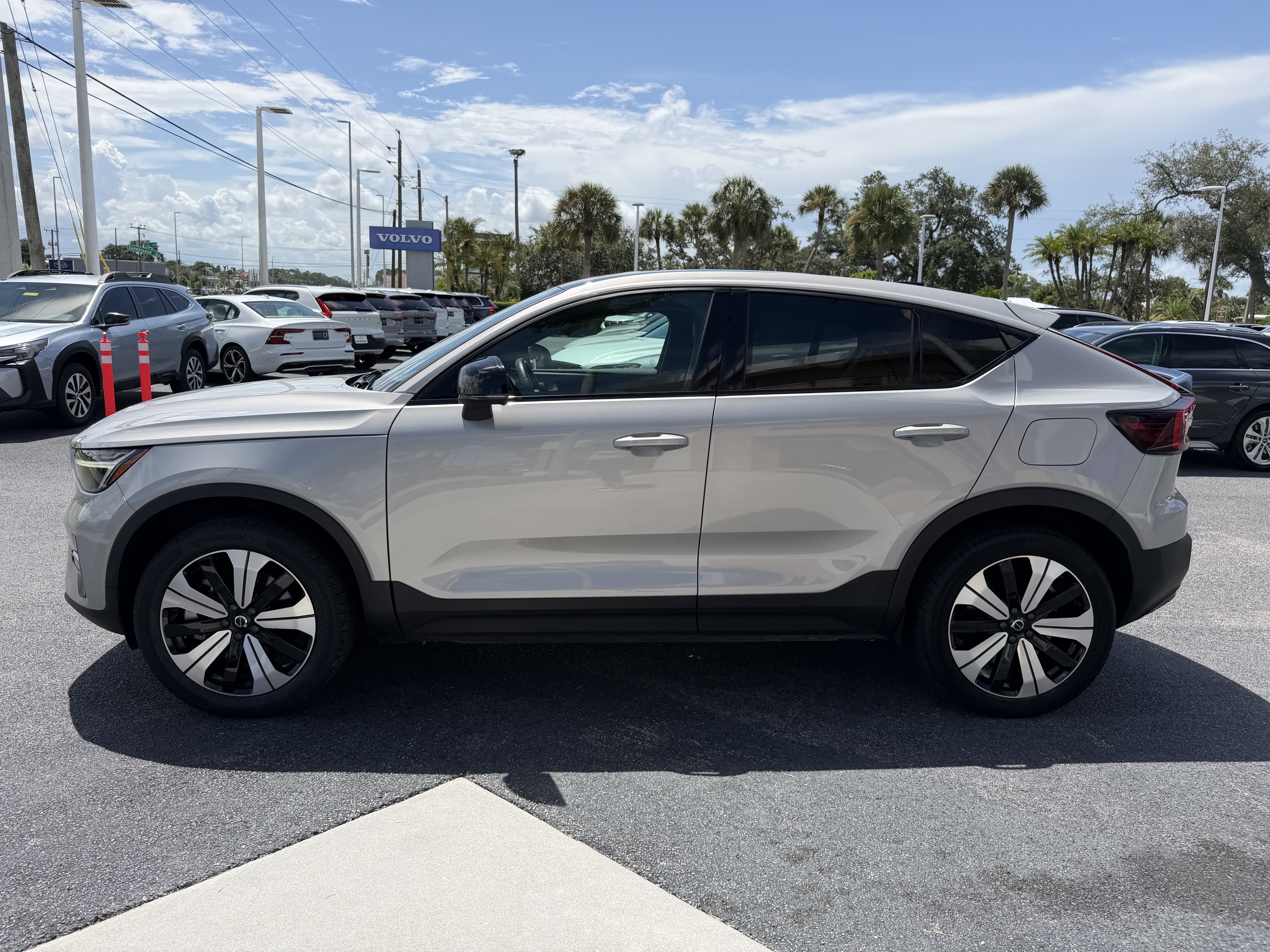 Certified 2023 Volvo C40 Recharge Core AWD/4WD image 6