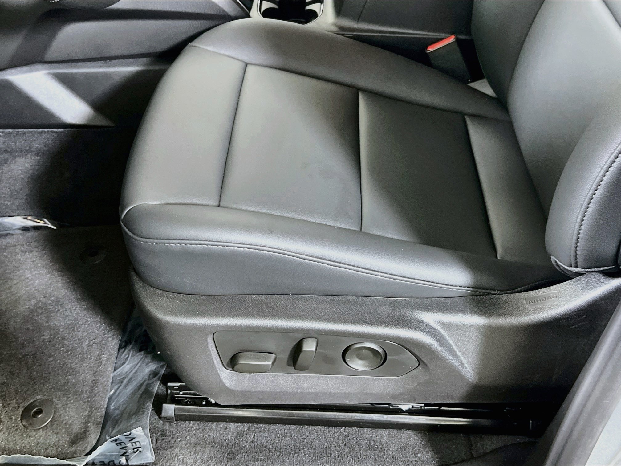 Used 2026 Chevrolet Colorado Trail Boss AWD/4WD image 18