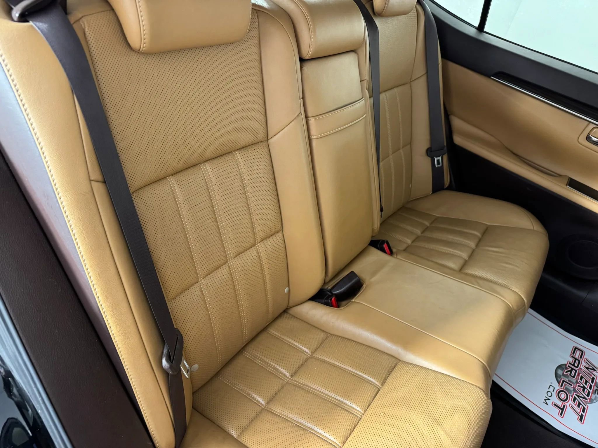 Used 2016 Lexus ES 350 w/ Luxury Package w/Wood Trim FWD image 28