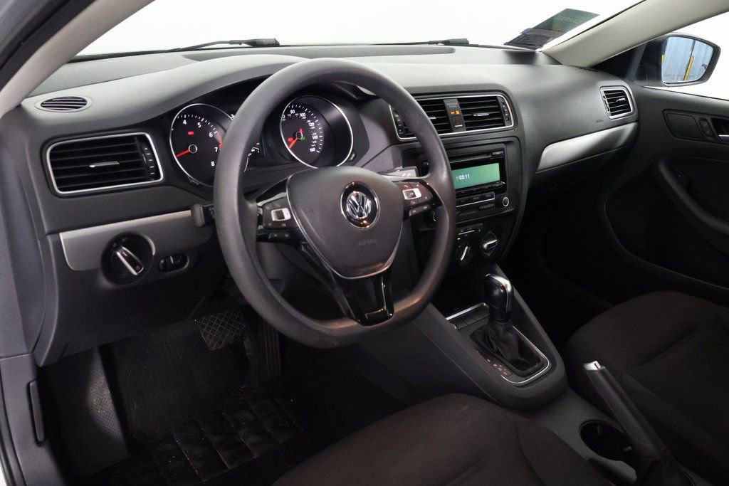 Used 2015 Volkswagen Jetta SE image 7