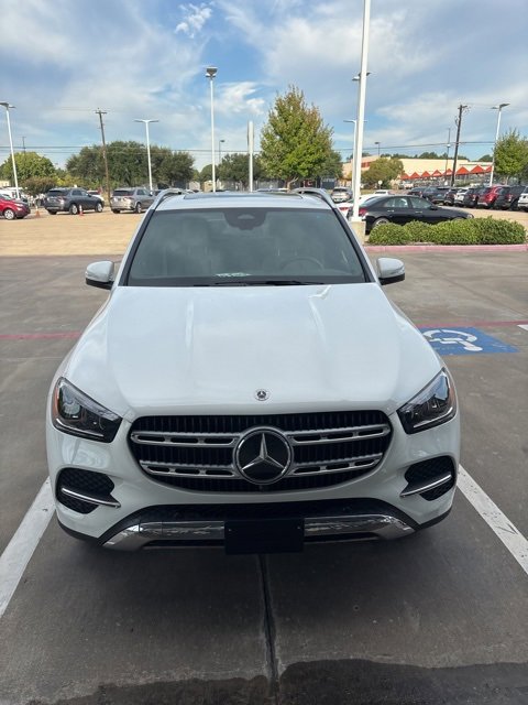 Used 2025 Mercedes-Benz GLE 450 4MATIC image 2