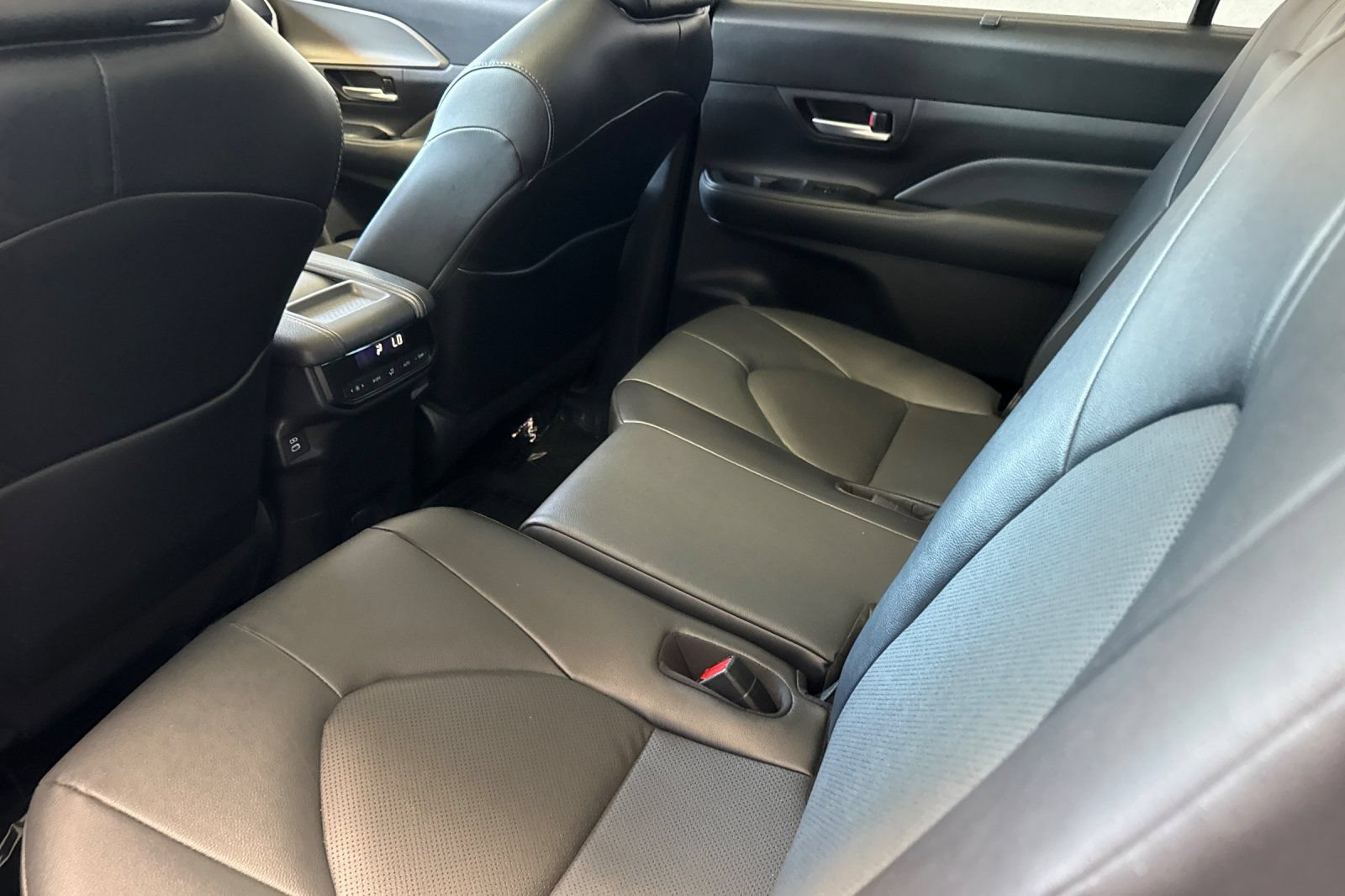 Certified 2025 Toyota Grand Highlander FWD image 16