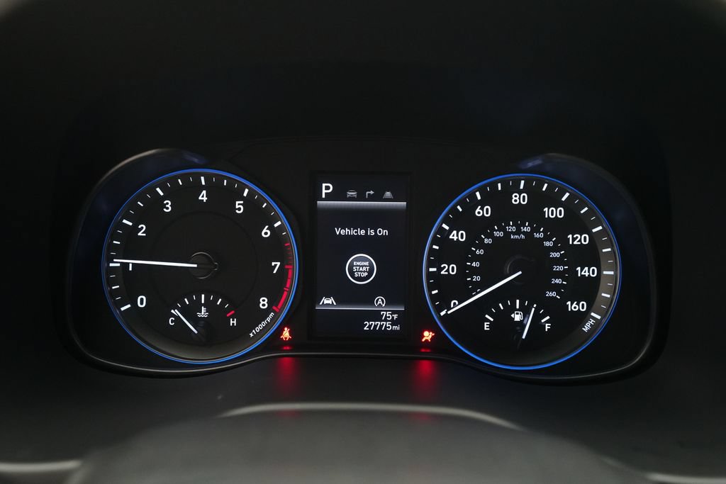 Used 2023 Hyundai Kona SEL w/ Convenience Package AWD/4WD image 2