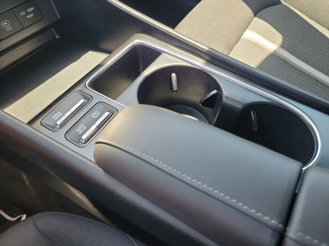 Used 2025 Hyundai Sonata SEL FWD image 17