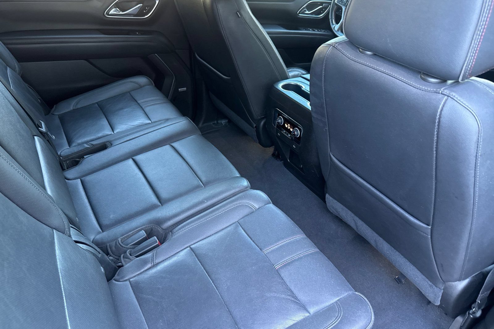 Used 2021 Chevrolet Suburban RST AWD/4WD image 20