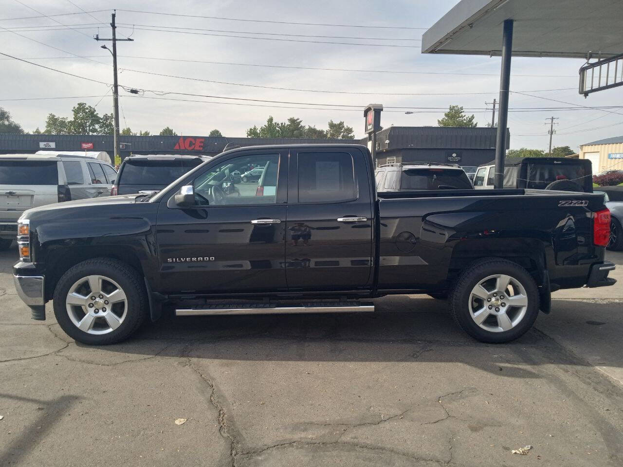 Used 2015 Chevrolet Silverado 1500 W/T image 2