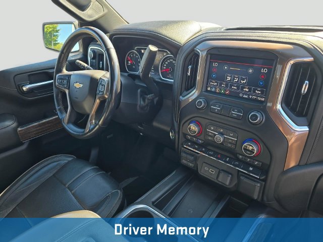 Used 2020 Chevrolet Silverado 1500 High Country w/ Technology Package AWD/4WD image 13