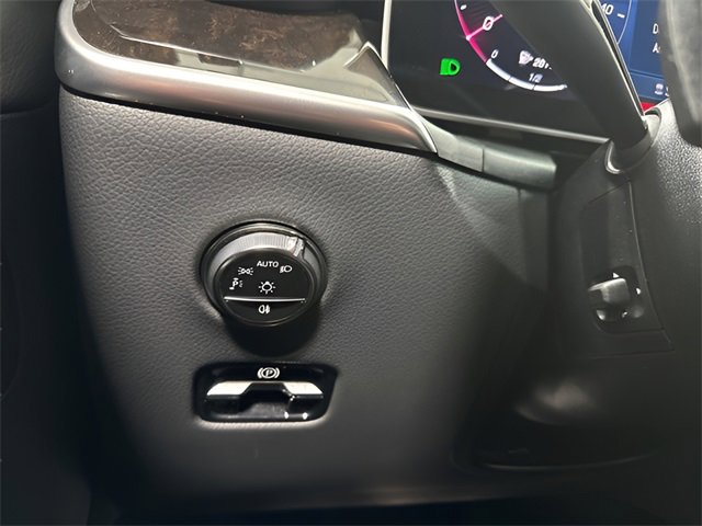 Used 2025 Mercedes-Benz GLC 300 4MATIC image 16