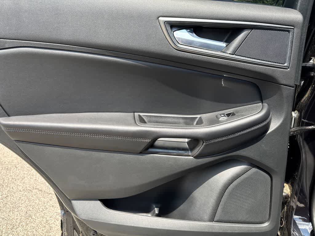 New 2024 Ford Edge SE AWD/4WD image 18