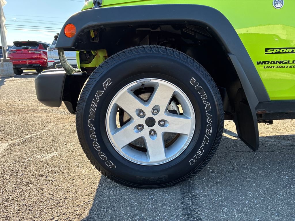 Used 2016 Jeep Wrangler Unlimited Sport w/ Quick Order Package 24S AWD/4WD image 9