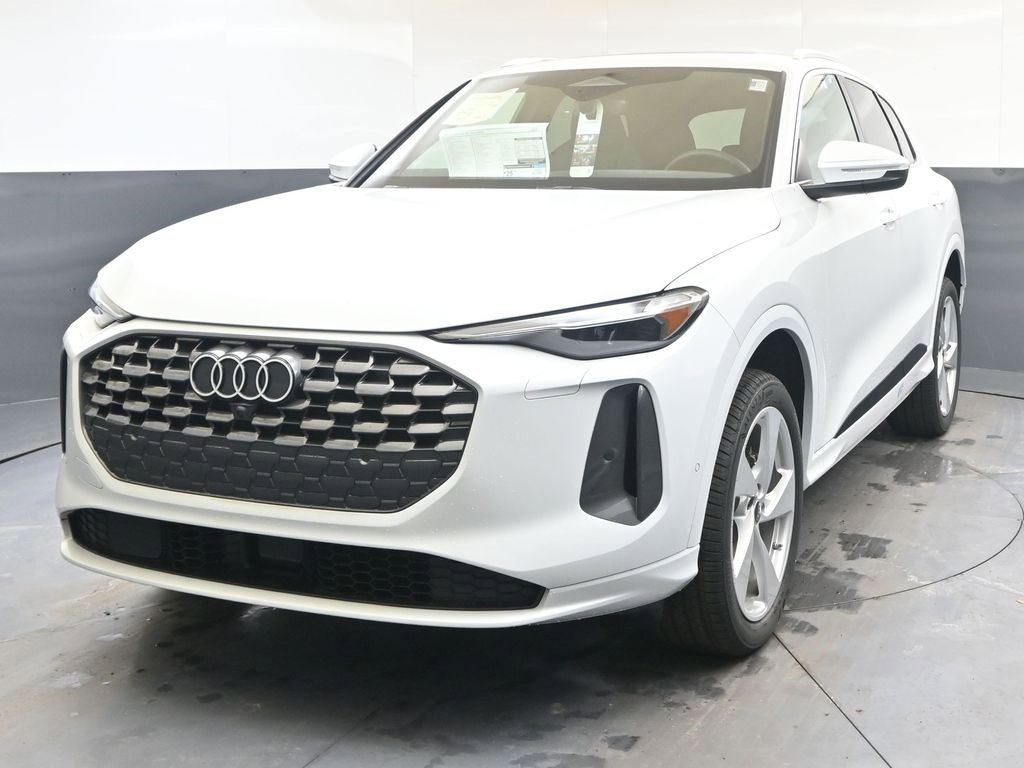 New 2025 Audi Q5 2.0T Premium Plus