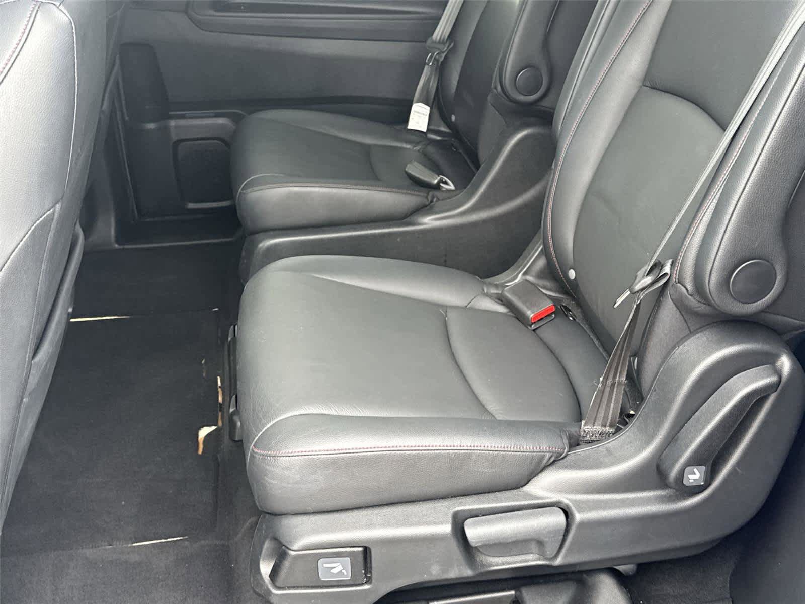 Used 2024 Honda Odyssey Sport image 14