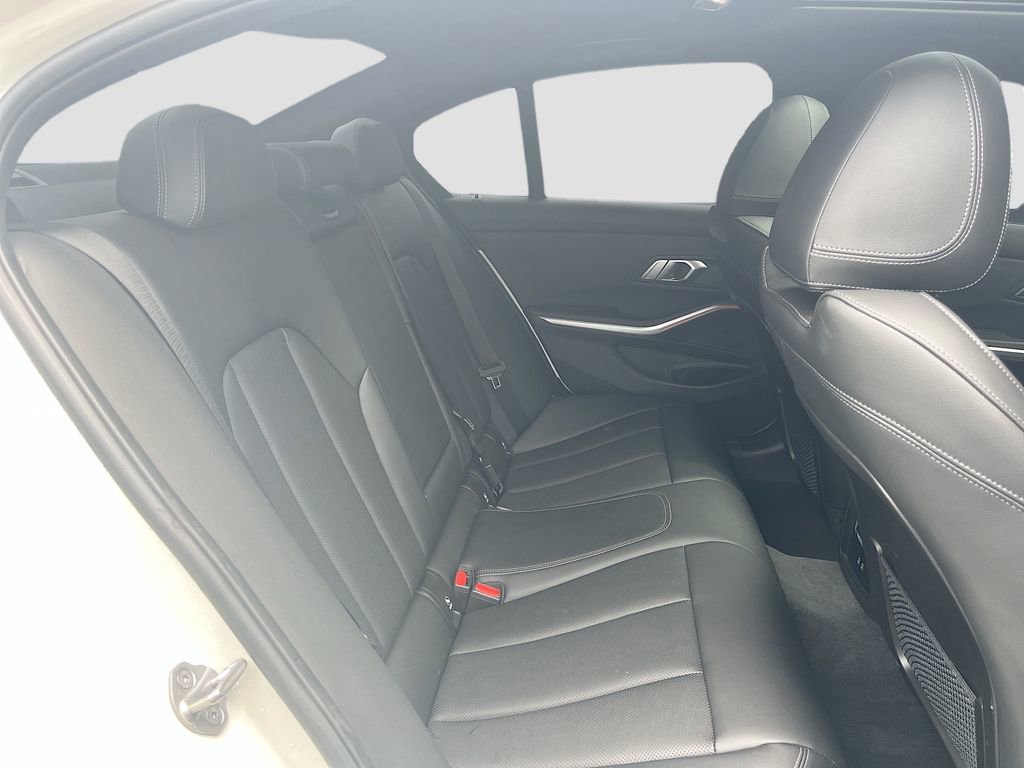 Used 2022 BMW 330e w/ M Sport Package RWD image 37
