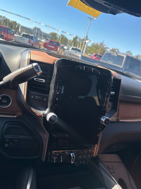 Used 2023 RAM 2500 Limited AWD/4WD image 42