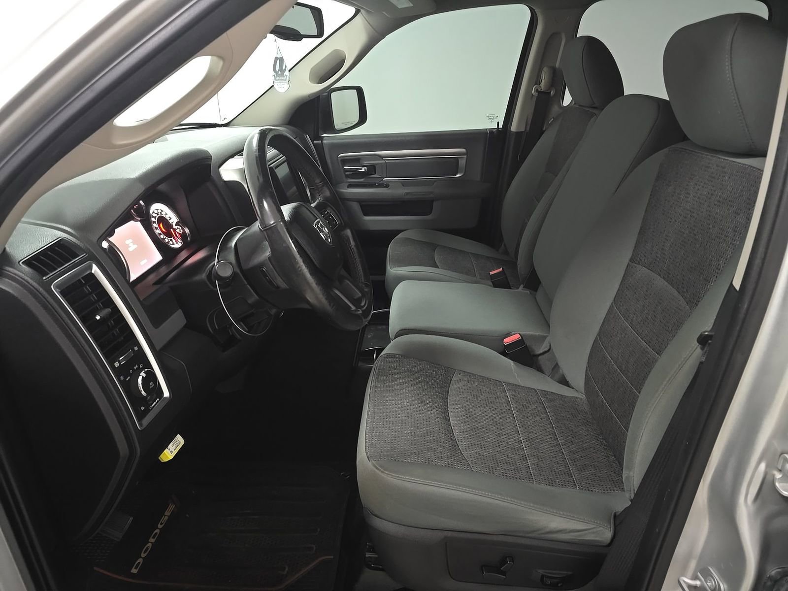 Used 2017 RAM 1500 Big Horn AWD/4WD image 11