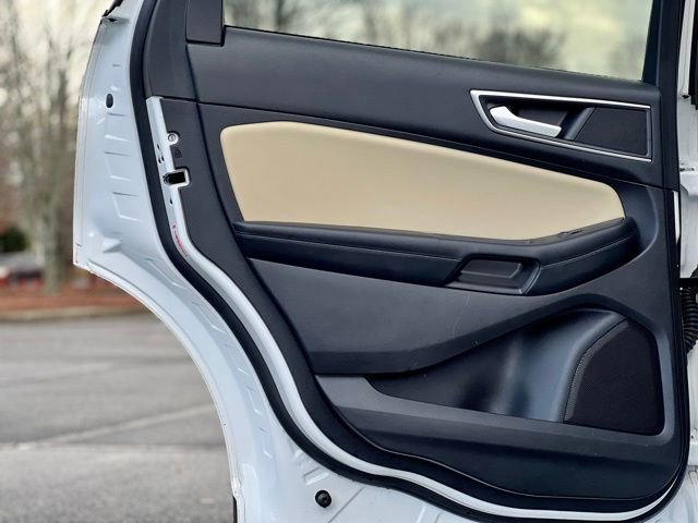 Used 2022 Ford Edge SEL image 14