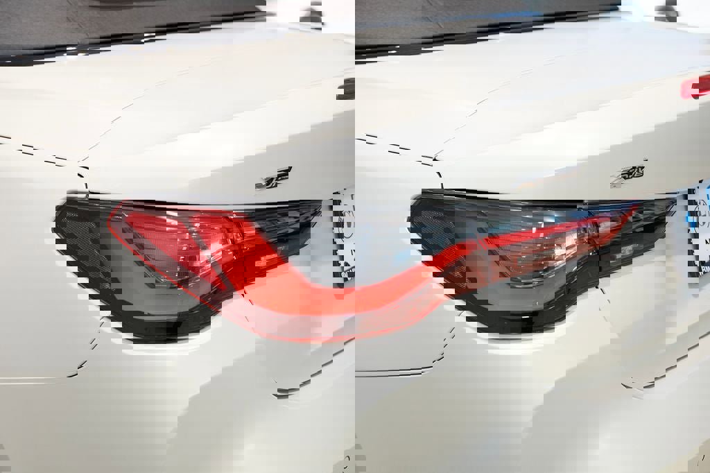 Used 2023 BMW M4 xDrive Competition w/ Executive Package image 9