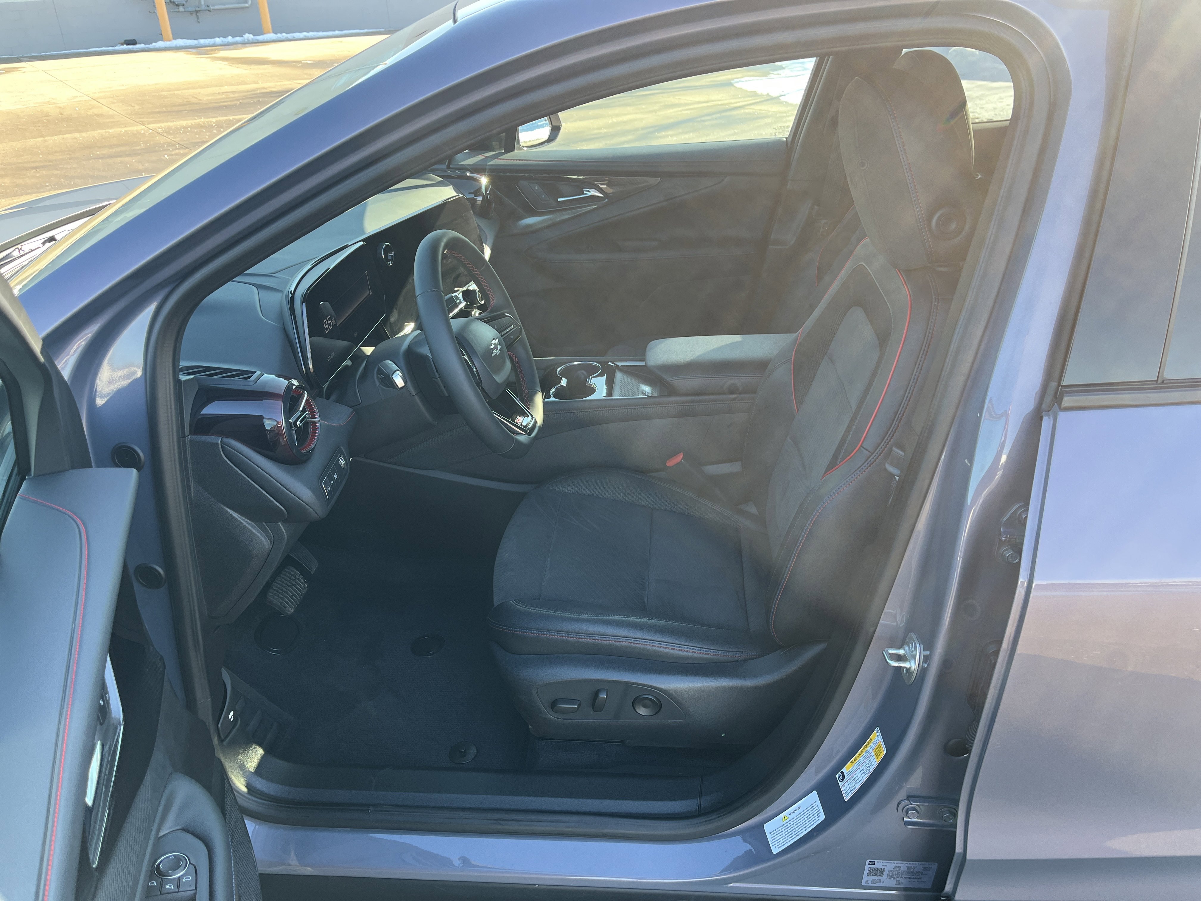 Used 2024 Chevrolet Blazer EV RS image 9