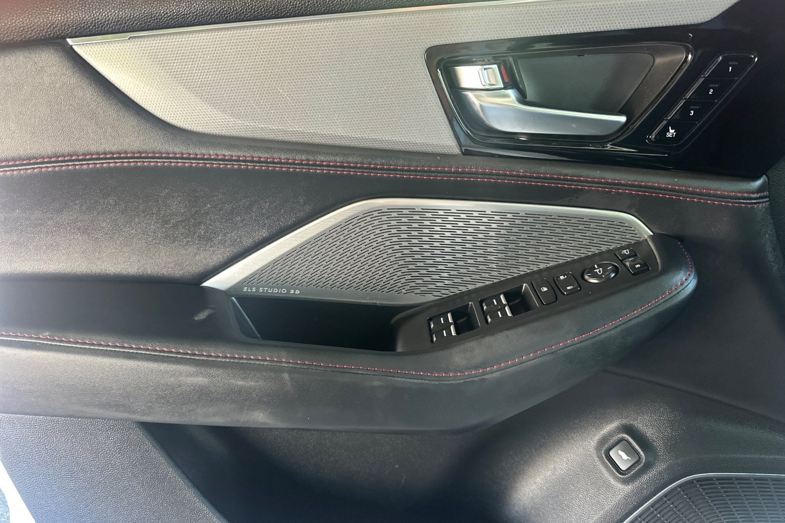 Used 2022 Acura MDX A-Spec AWD/4WD image 12