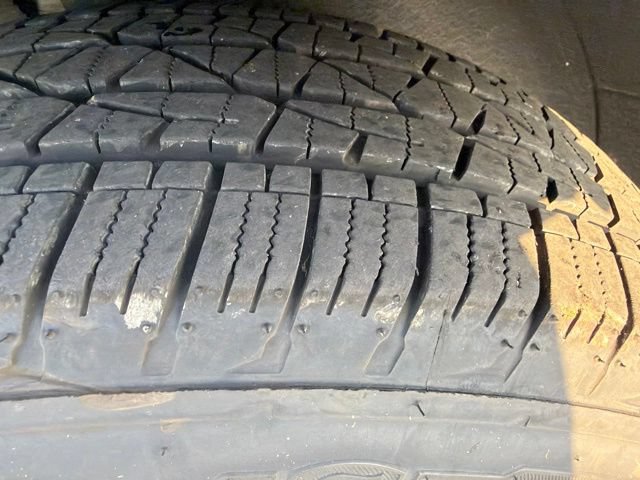 Used 2024 Chevrolet Equinox LT w/ LPO, Floor Liner Package FWD image 26
