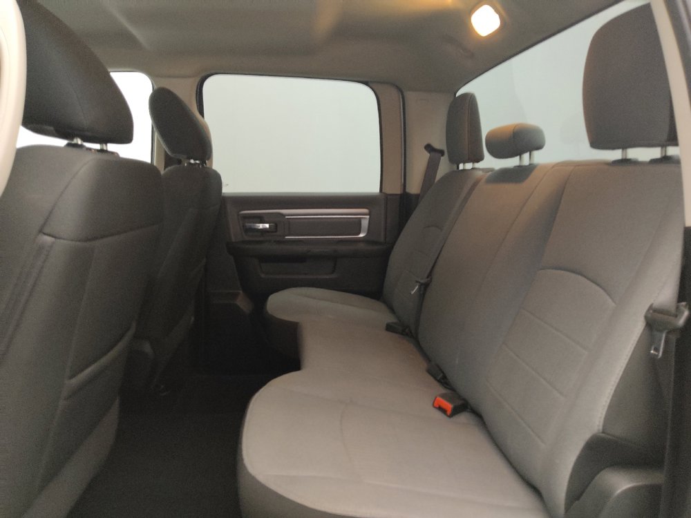 Used 2021 RAM 1500 Classic SLT RWD image 18