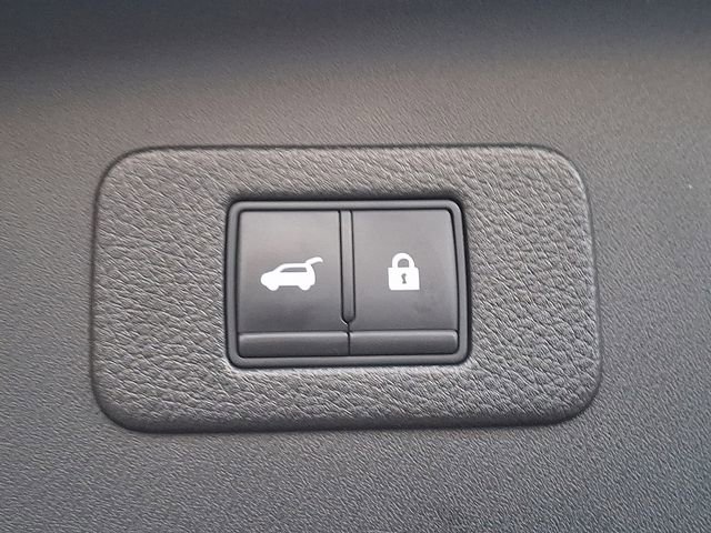 Used 2022 Nissan Armada SL w/ Midnight Edition Package image 29