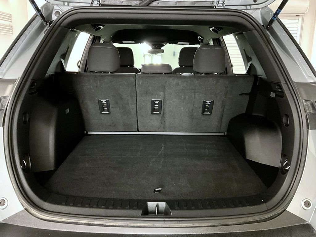 Certified 2025 Chevrolet Equinox LT image 21