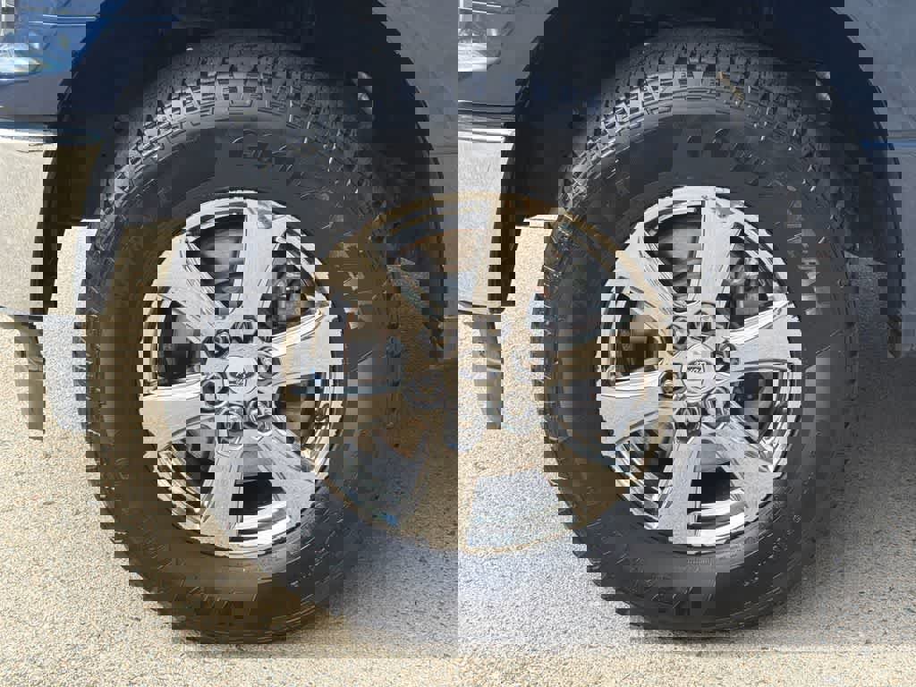 Used 2020 Ford F150 XLT w/ Equipment Group 302A Luxury image 9