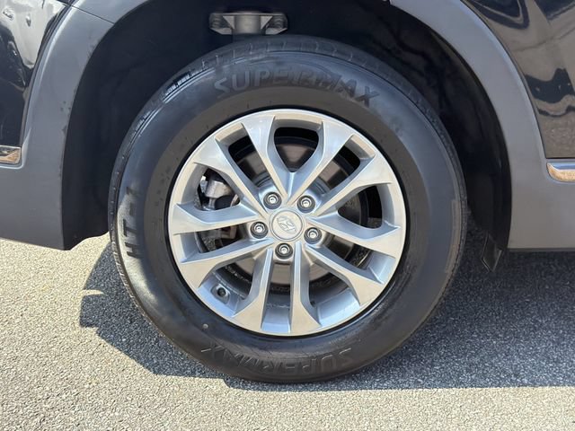 Used 2019 Hyundai Santa Fe SE FWD image 19