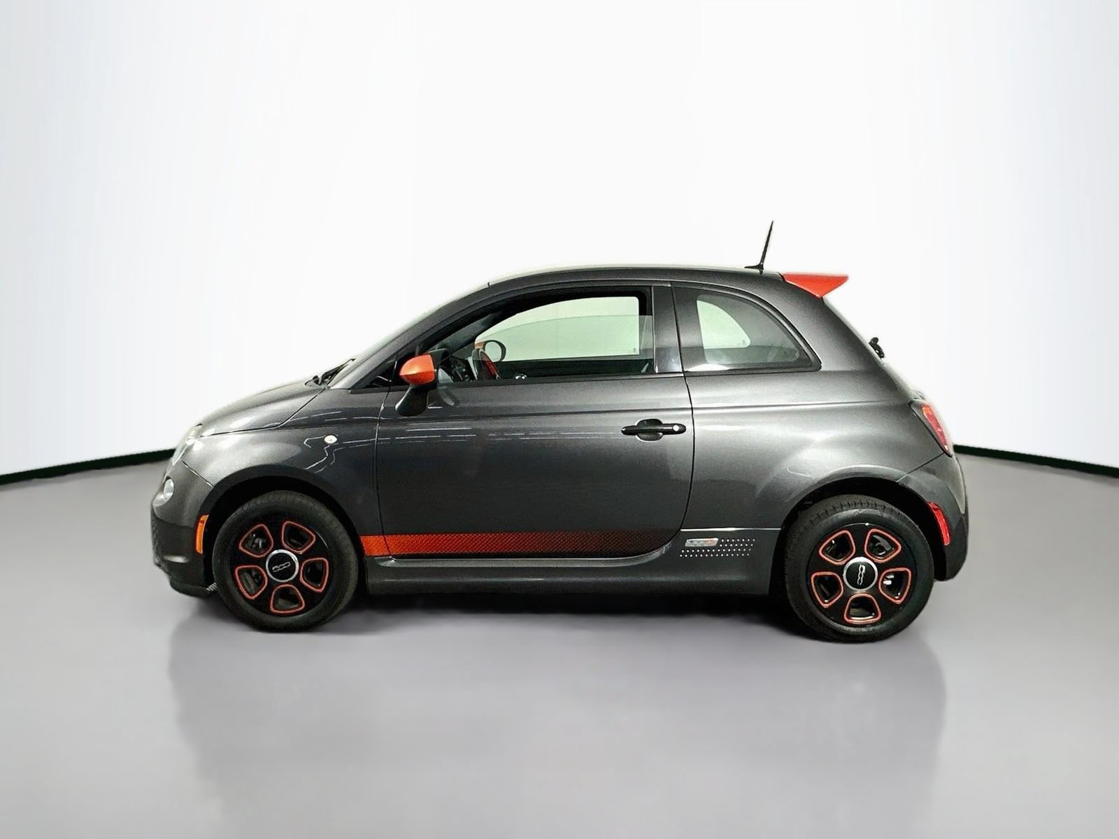 Used 2014 FIAT 500 e w/ Esport Package FWD image 5