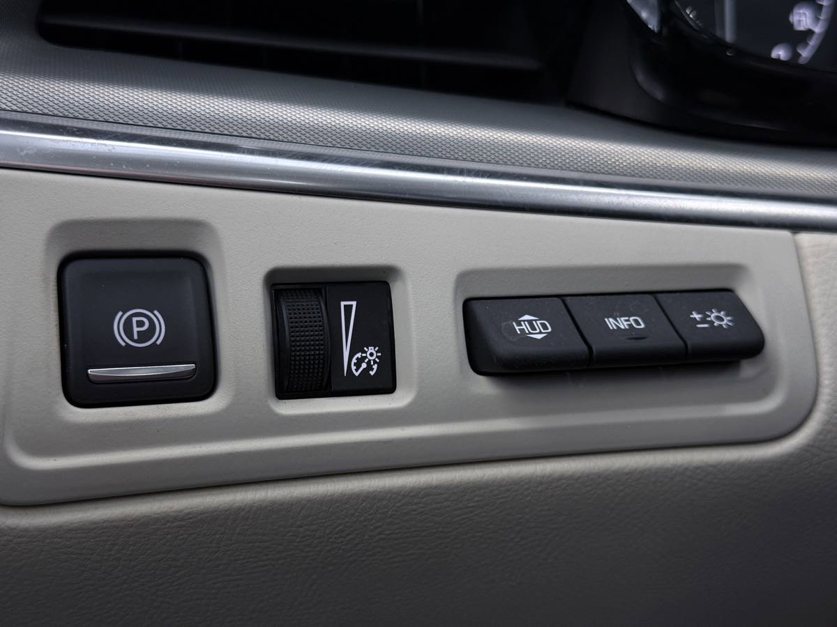 Used 2025 Cadillac XT5 Premium Luxury w/ Technology Package image 48