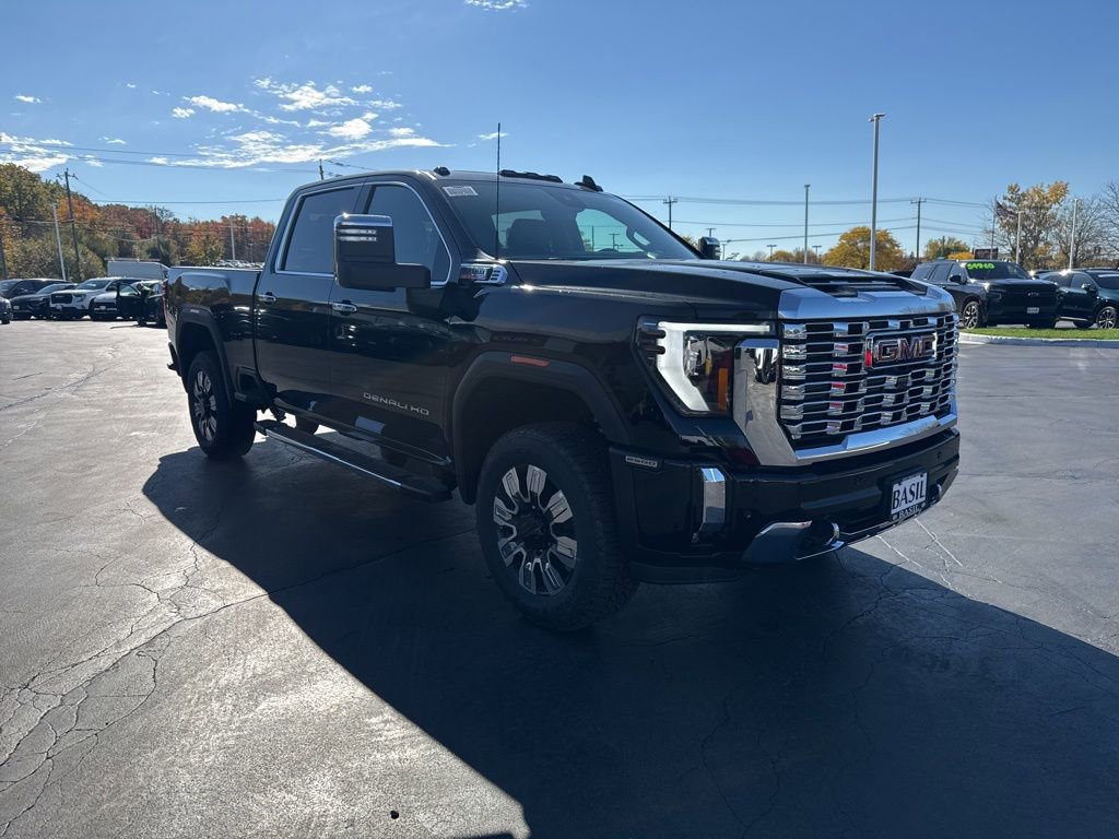 New 2026 GMC Sierra 2500 Denali w/ Denali Reserve Package image 4