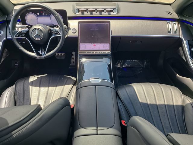 Used 2023 Mercedes-Benz S 580 4MATIC Sedan w/ AMG Line image 11