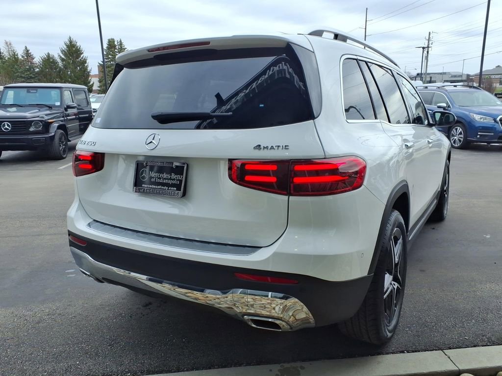 New 2026 Mercedes-Benz GLB 250 4MATIC image 6