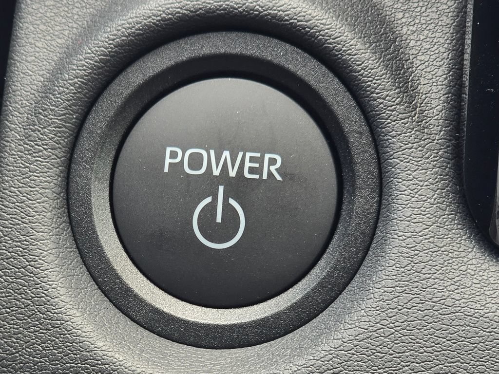 New 2026 Toyota C-HR AWD/4WD image 29