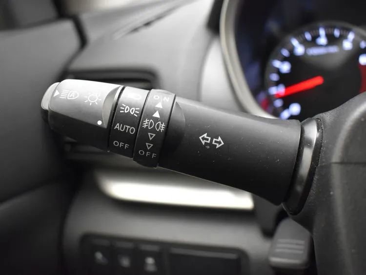 Used 2024 Mitsubishi Eclipse Cross SE image 28