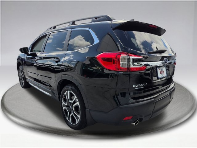 Used 2025 Subaru Ascent Limited AWD/4WD image 18