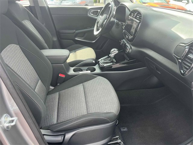Used 2023 Kia Soul EX image 24