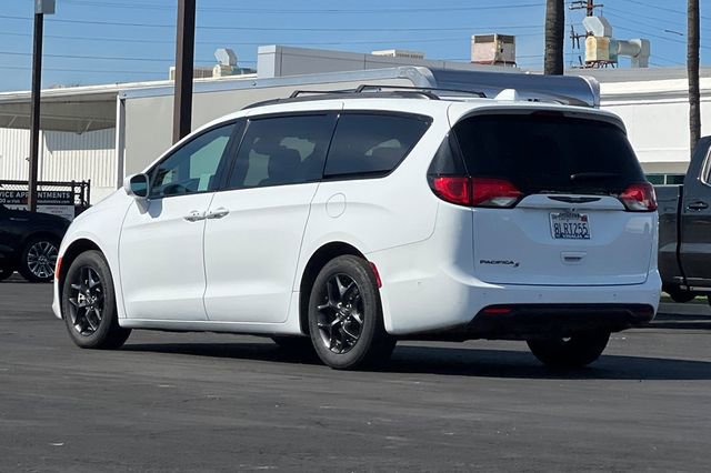 Used 2019 Chrysler Pacifica Touring-L w/ Advanced Safetytec Group image 6