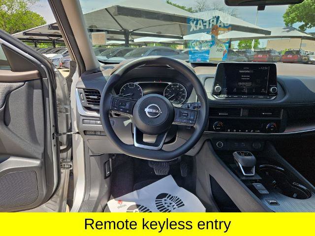 Certified 2023 Nissan Rogue SV FWD image 21