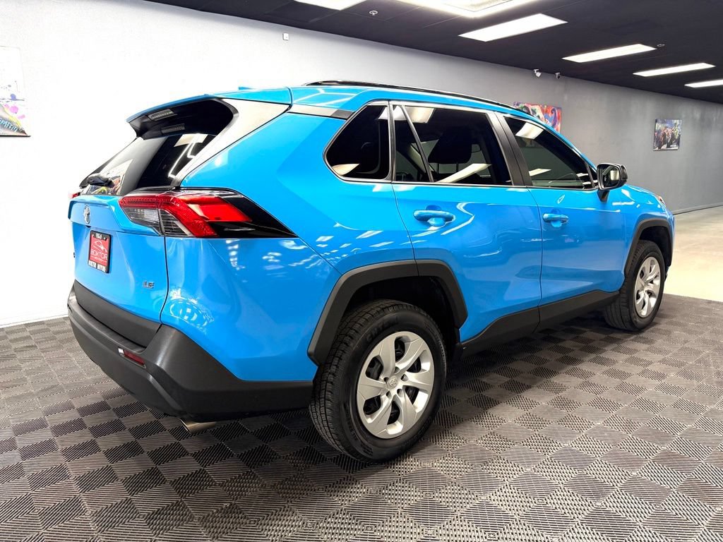 Used 2020 Toyota RAV4 LE FWD image 15