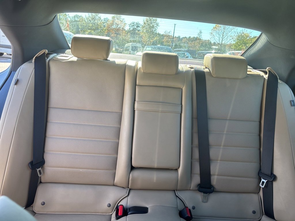 Used 2017 Lexus IS 200t image 21