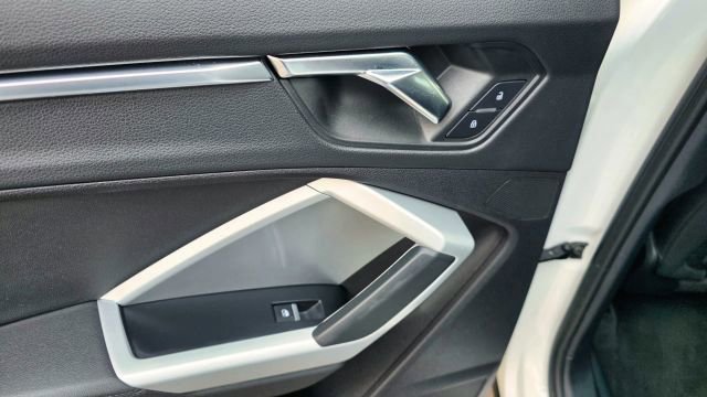 Used 2021 Audi Q3 2.0T Premium w/ Convenience Package image 22