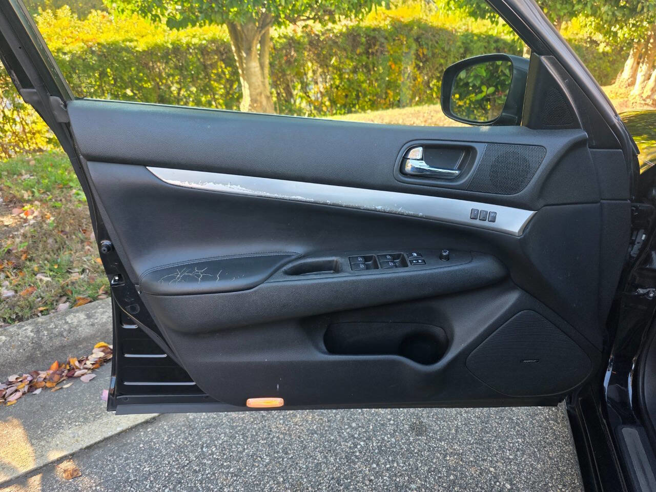 Used 2010 INFINITI G37 x Sedan w/ Premium Pkg image 9