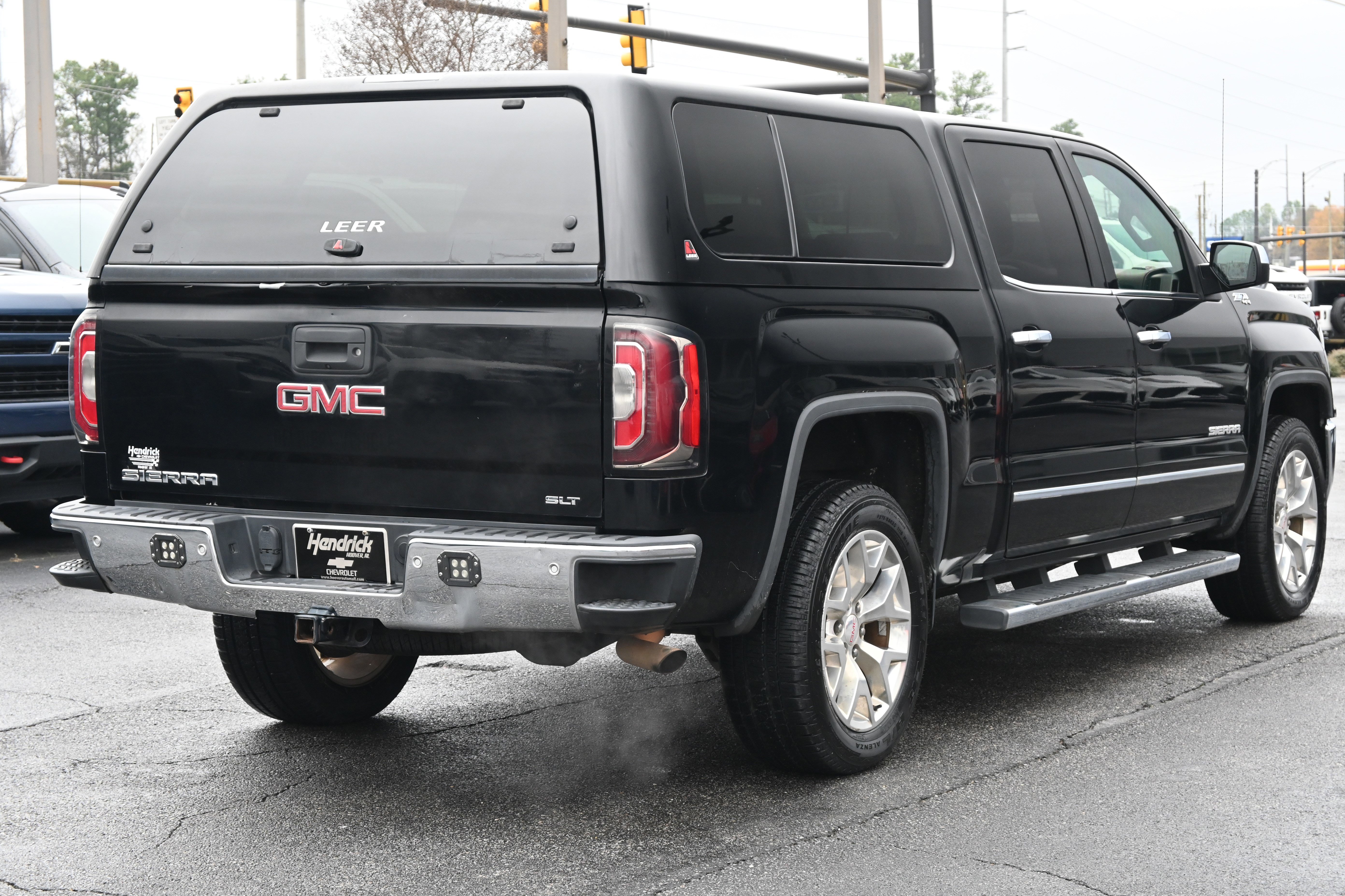Used 2018 GMC Sierra 1500 SLT image 11