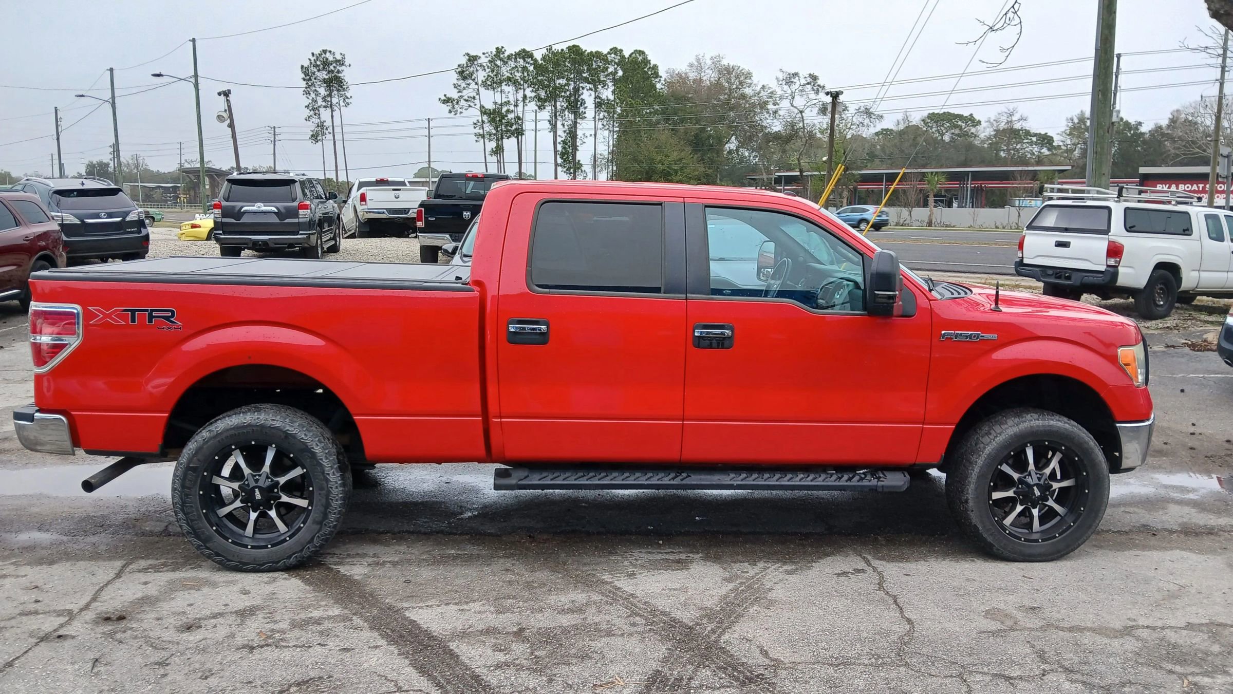 Used 2013 Ford F150 XLT w/ XTR Pkg image 7